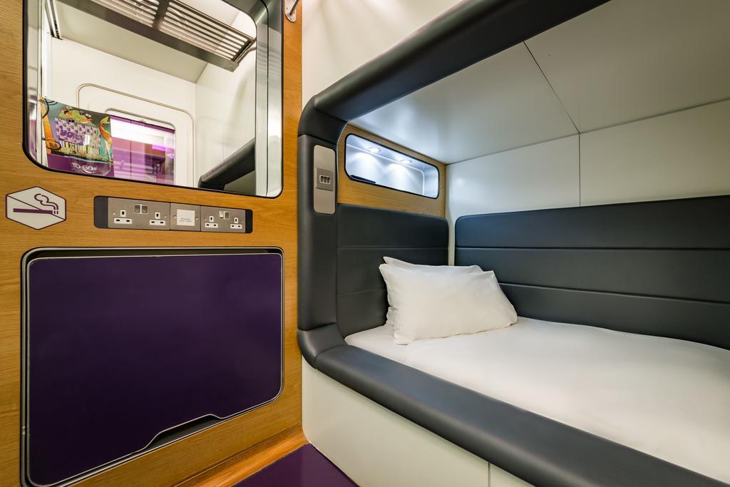 Yotelair London Heathrow Airport Hillingdon Ngoại thất bức ảnh