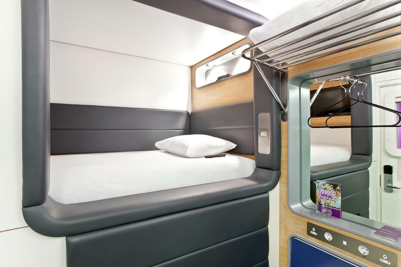 Yotelair London Heathrow Airport Hillingdon Ngoại thất bức ảnh